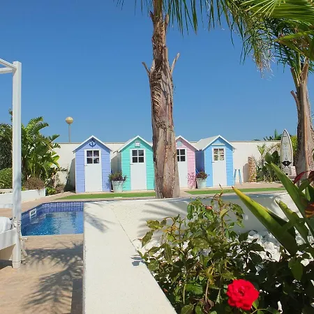 Afortunada 5bedroom With Air Conditioning Private Swimming Pool ,ps3 Xbox Ping-pong Table Ideal For Families Villa El Perello (Catalonia)