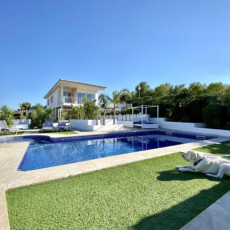 Afortunada 5bedroom With Air Conditioning Private Swimming Pool ,ps3 Xbox Ping-pong Table Ideal For Families Villa El Perello (Catalonia)
