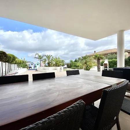 Villa Afortunada 5bedroom With Air Conditioning Private Swimming Pool ,ps3 Xbox Ping-pong Table Ideal For Families El Perello (Catalonia)